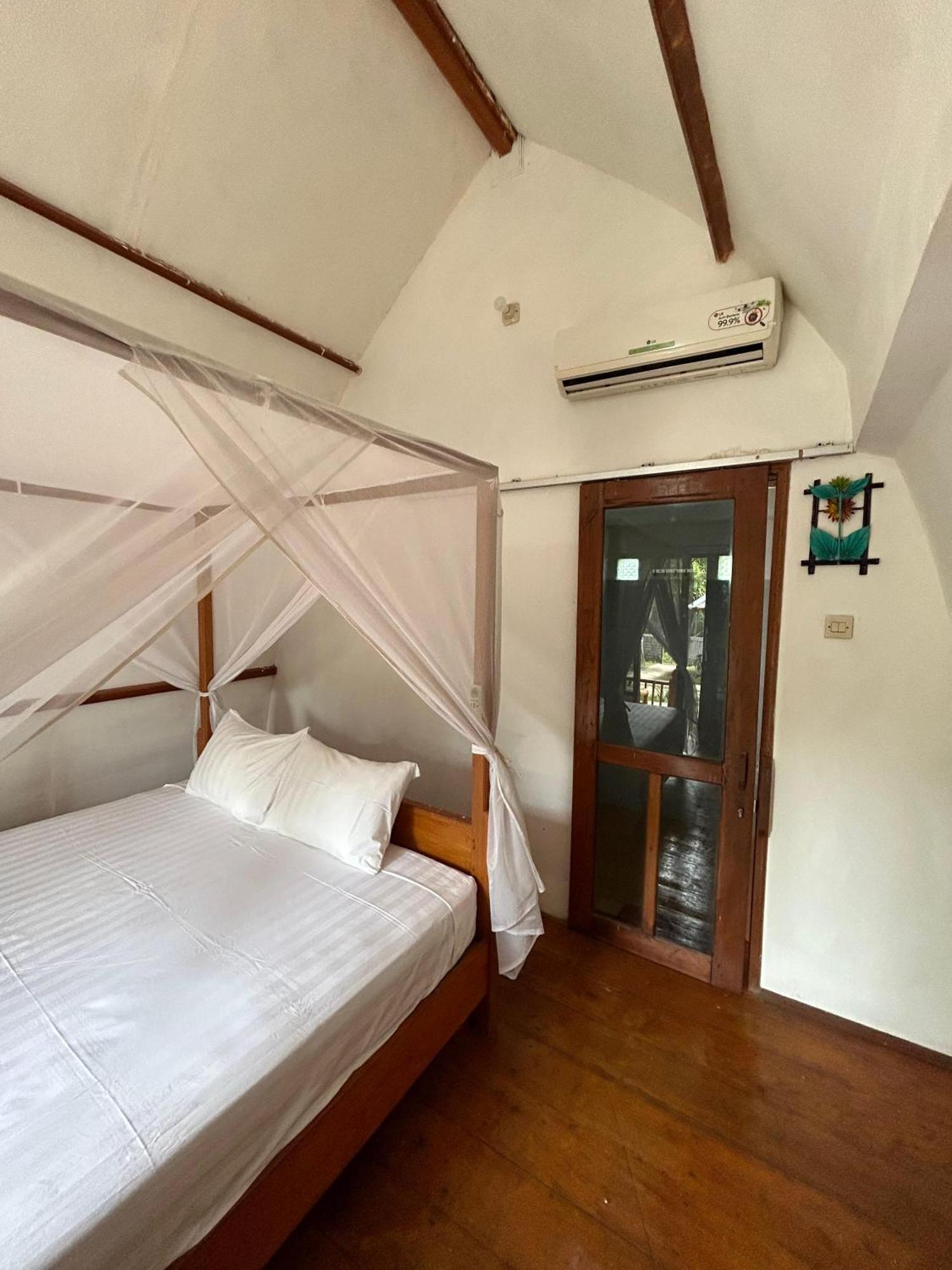 We'Be Cottages Gili Meno Cameră foto
